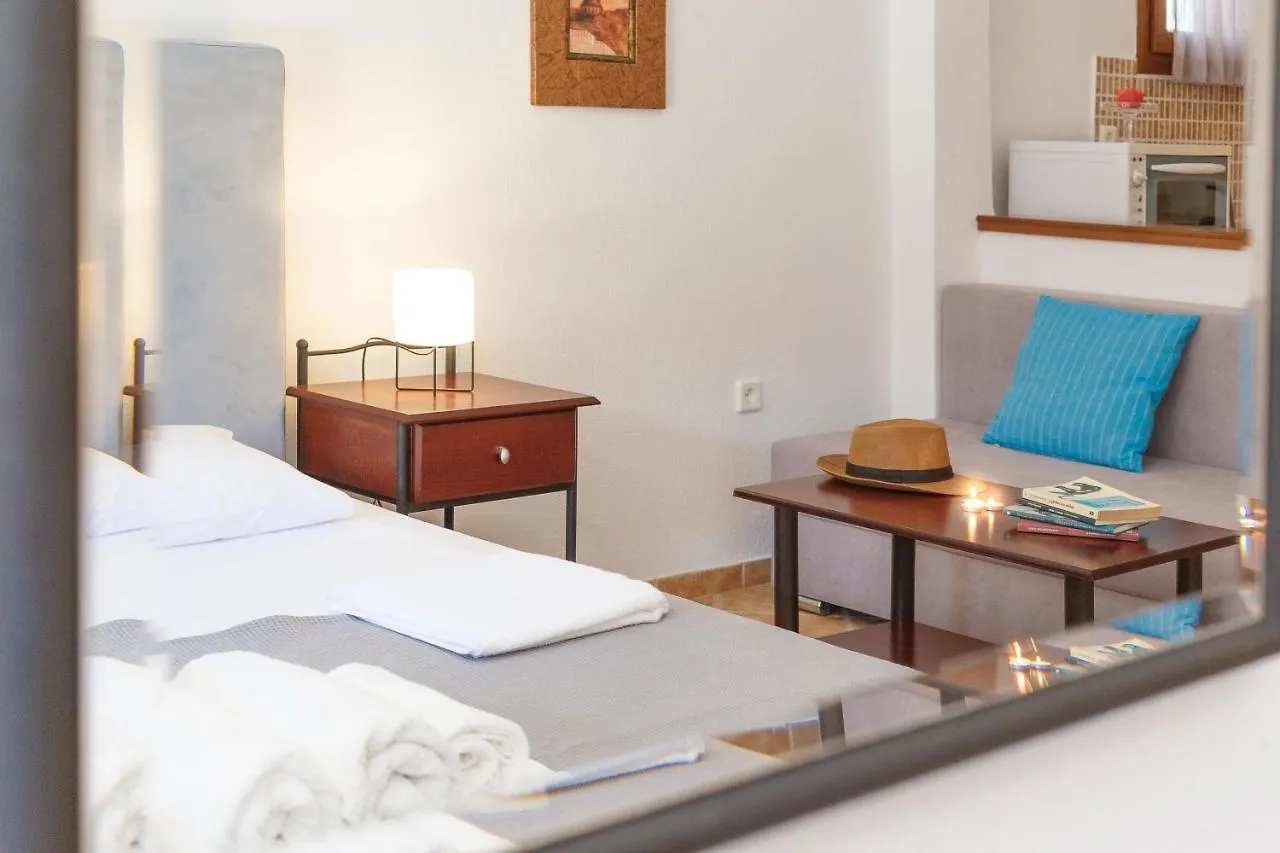Aparthotel Maltinas House Mola Kalyva