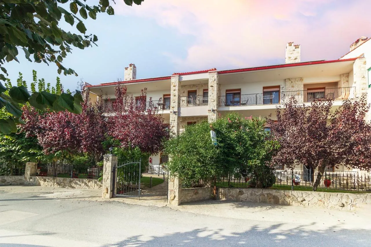 Апарт отель Maltinas House Мола-Калива
